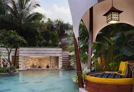St Regis poolbar-jktxr